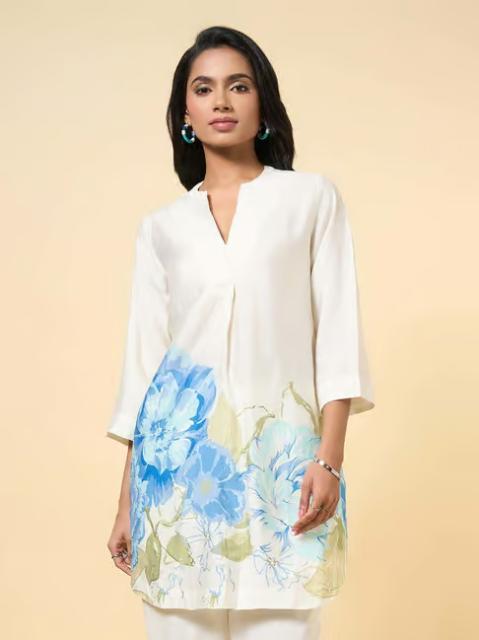 Marigold Lane Off White Printed Tunic