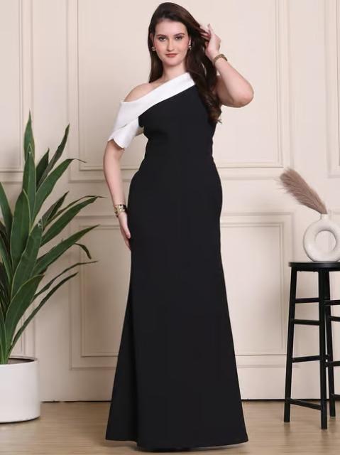 Exude Black Regular Fit Solid Dress